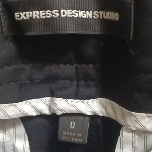 FINAL PRICE NWT EXPRESS DESIGN STUDIO black cotton sateen crop pants 0